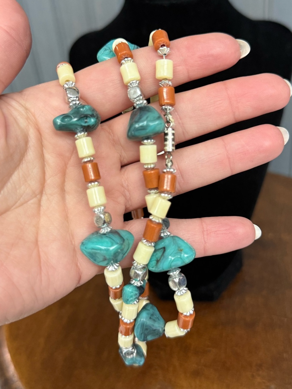 Turquoise Tone Beaded Statement Necklace Boho Southwestern - Picture 3 of 8